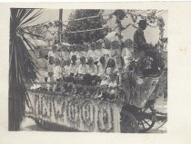 Linwood Ave School Float